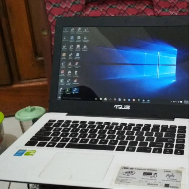 Detail Gambar Gambar Laptop Nomer 32