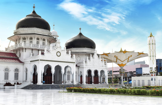 Detail Gambar Gambar Masjid Di Indonesia Nomer 23