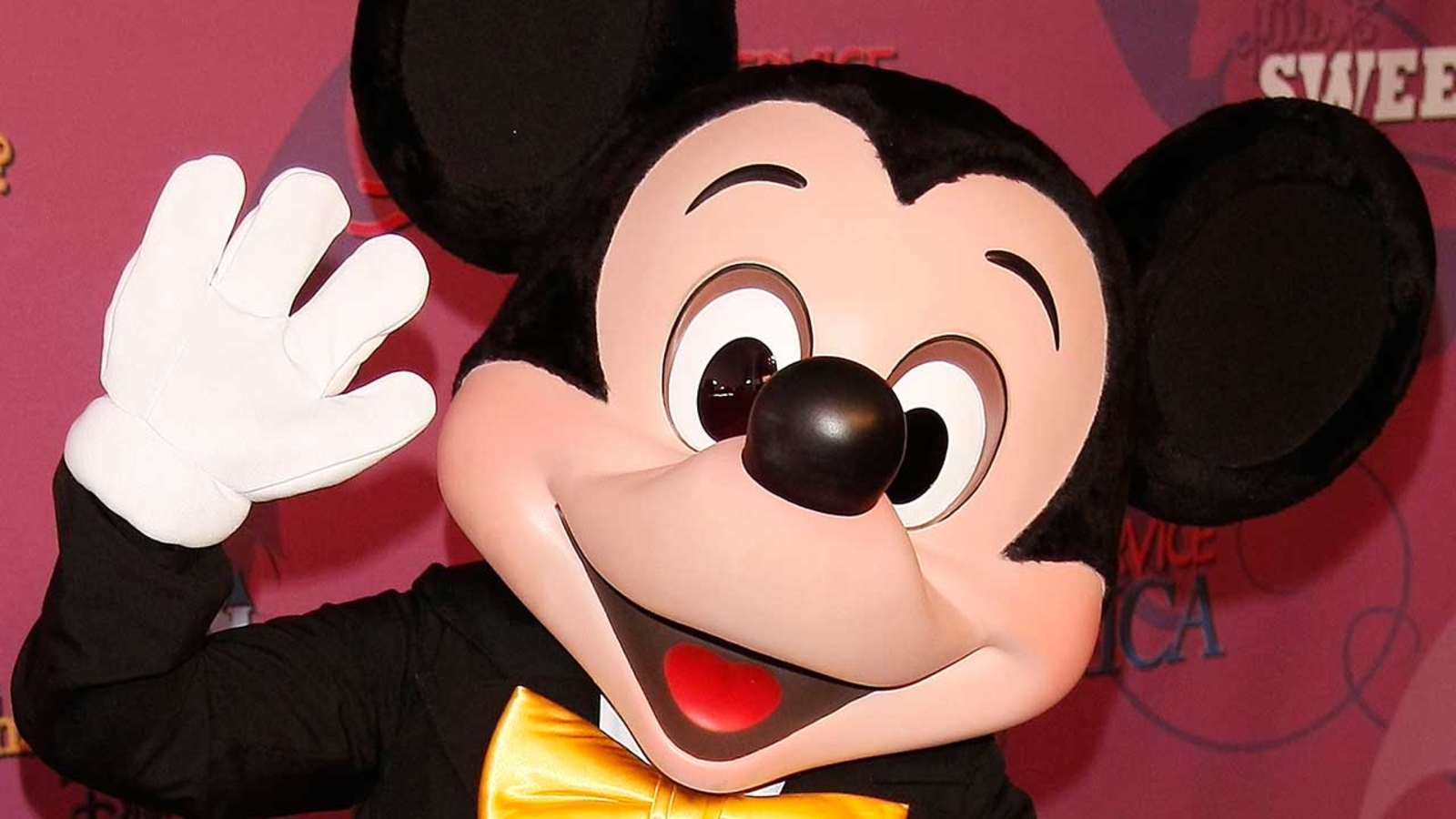 Detail Gambar Gambar Mickey Mouse Nomer 26