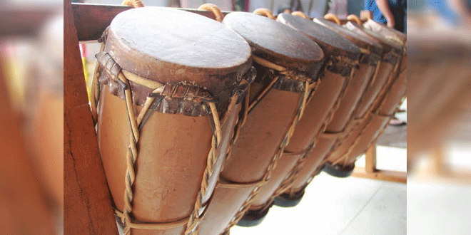 Detail Gambar Gambar Musik Tradisional Nomer 51