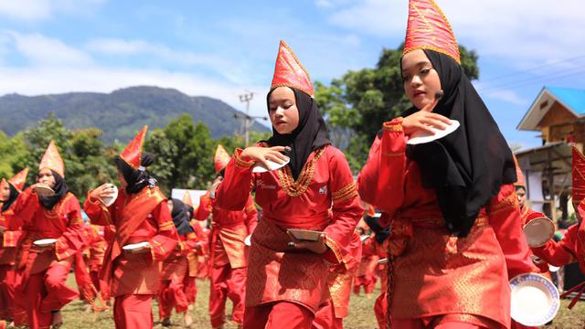 Detail Gambar Gambar Tarian Tradisional Nomer 47