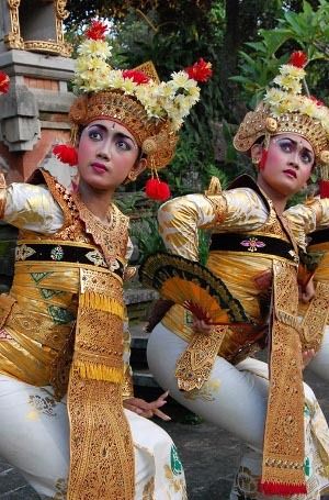 Detail Gambar Gambar Tarian Tradisional Nomer 48