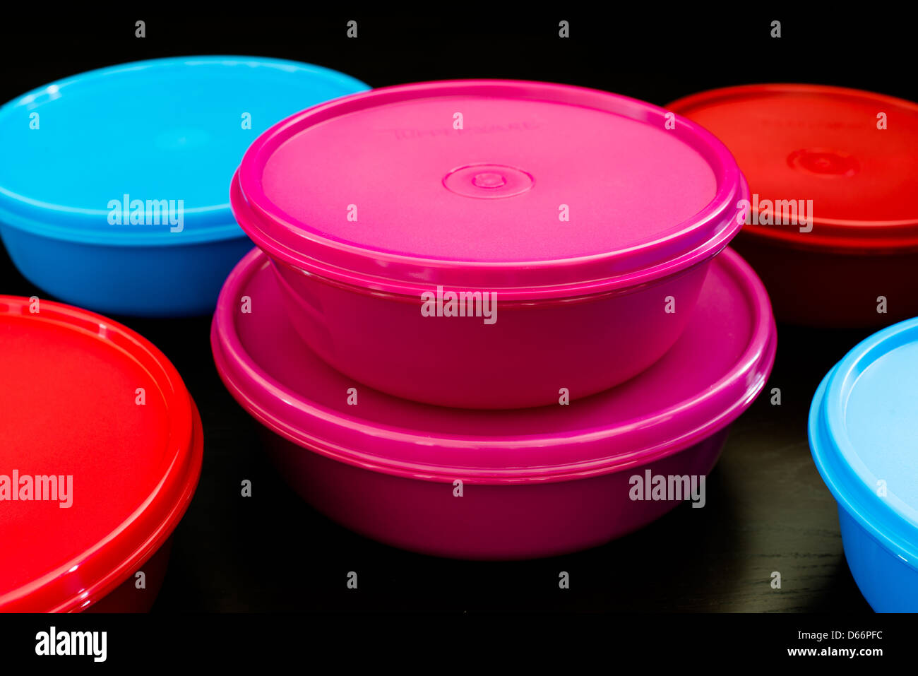 Detail Gambar Gambar Tupperware Nomer 38