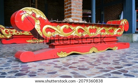 Detail Gambar Gamelan Demung Nomer 19