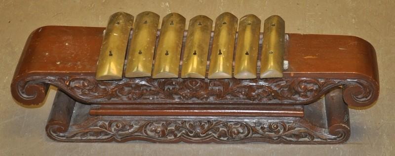 Detail Gambar Gamelan Saron Nomer 12