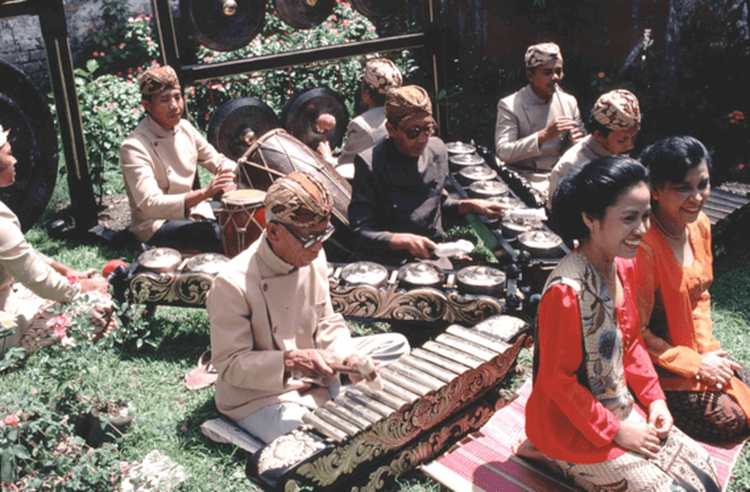 Detail Gambar Gamelan Sunda Nomer 27