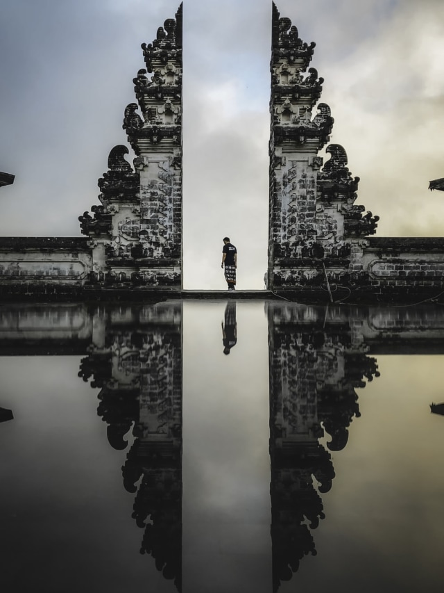 Detail Gambar Gapura Candi Bentar Nomer 20