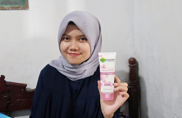 Detail Gambar Garnier Sakura White Nomer 54