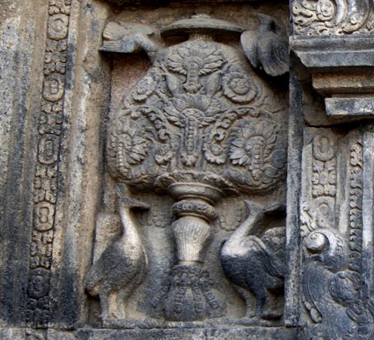 Detail Gambar Garuda Pada Candi Prambanan Nomer 7