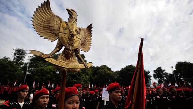 Detail Gambar Garuda Pancasila Yang Ada Bendera Nomer 15