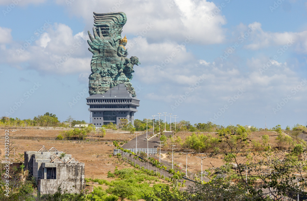 Detail Gambar Garuda Wisnu Kencana Nomer 45