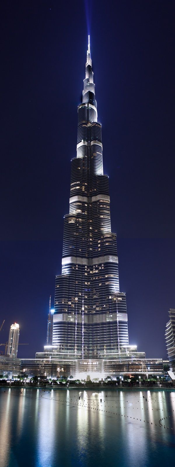 Detail Gambar Gedung Burj Khalifa Nomer 38