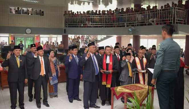 Detail Gambar Gedung Pengadilan Negeri Gunung Sitoli Nomer 23