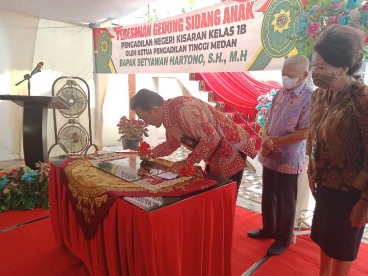 Detail Gambar Gedung Pengadilan Negeri Kisaran Nomer 16