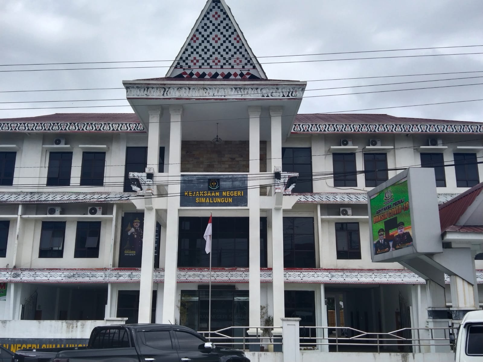 Detail Gambar Gedung Pengadilan Negeri Simalungun Nomer 15