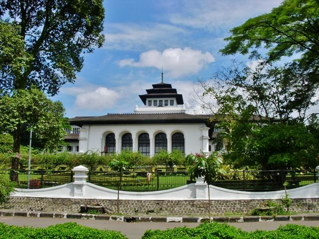 Detail Gambar Gedung Sate Nomer 45