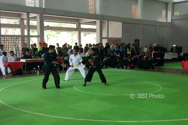 Detail Gambar Gelanggang Sabung Pencak Silat Nomer 9