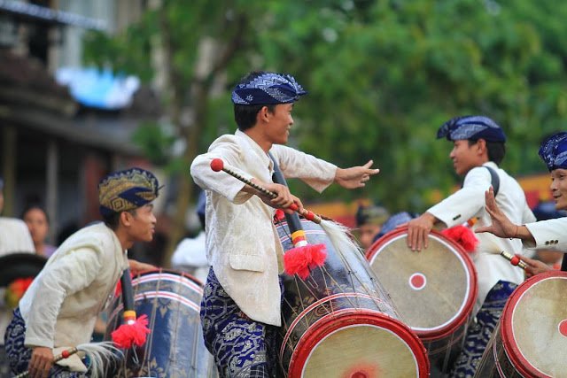 Detail Gambar Gendang Panjang Nomer 30