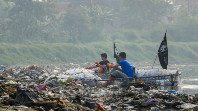 Detail Gambar Gerakan Lihat Sampah Nomer 26