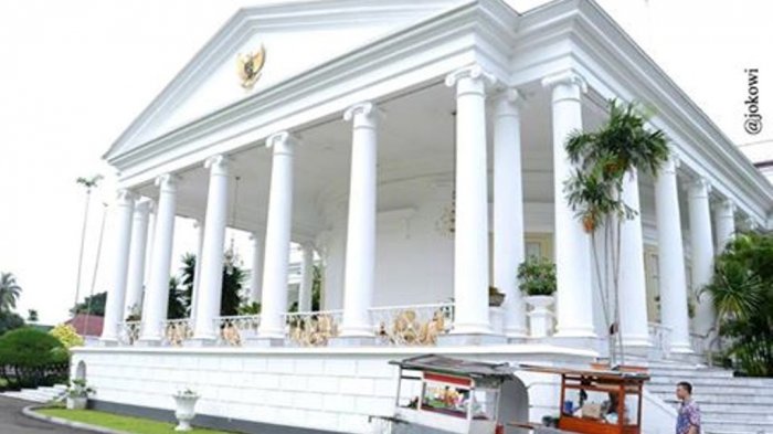 Detail Gambar Gerbang Istana Nomer 50