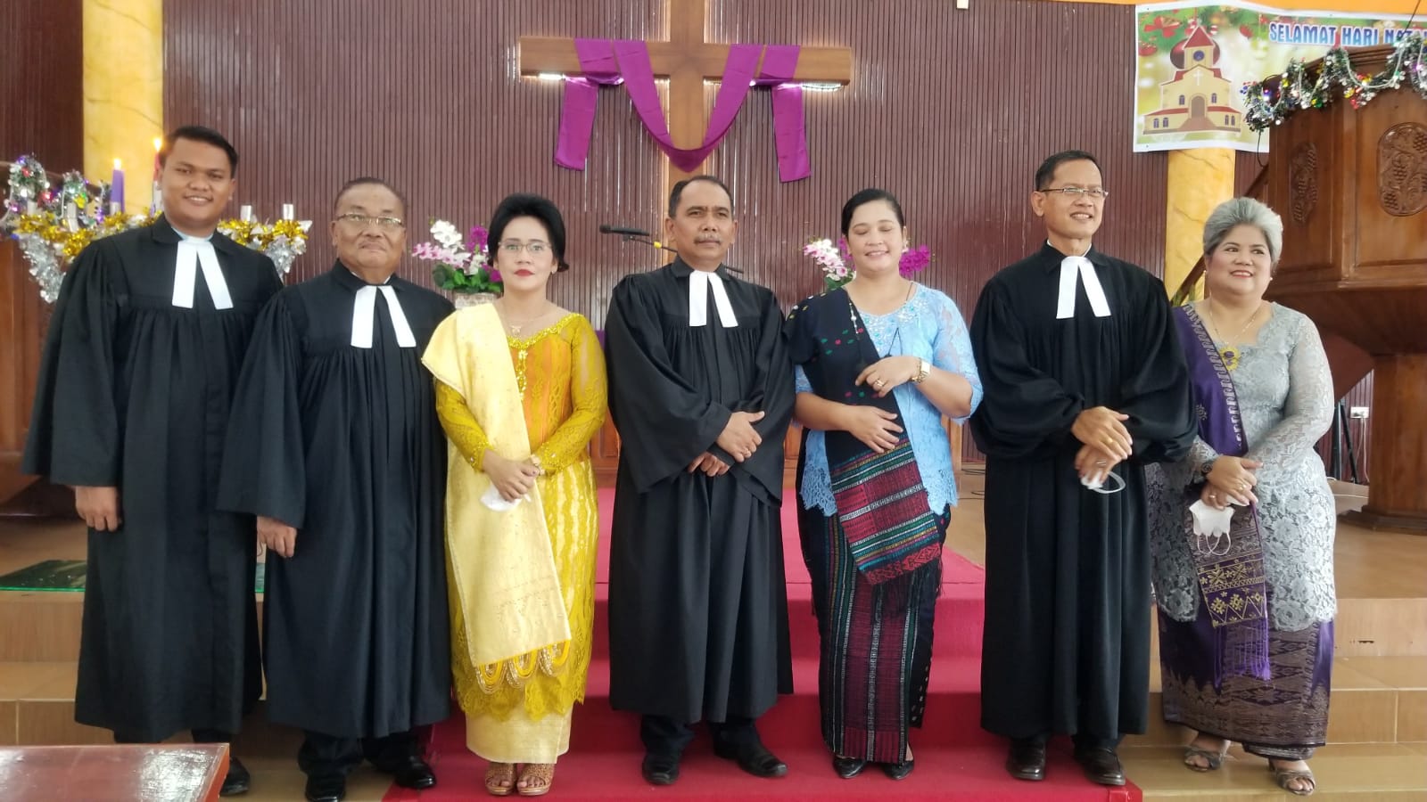 Detail Gambar Gereja Hkbp Estomihi Bengkong Batam Nomer 26