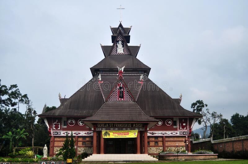 Detail Gambar Gereja Katolik Di Indonesia Nomer 35