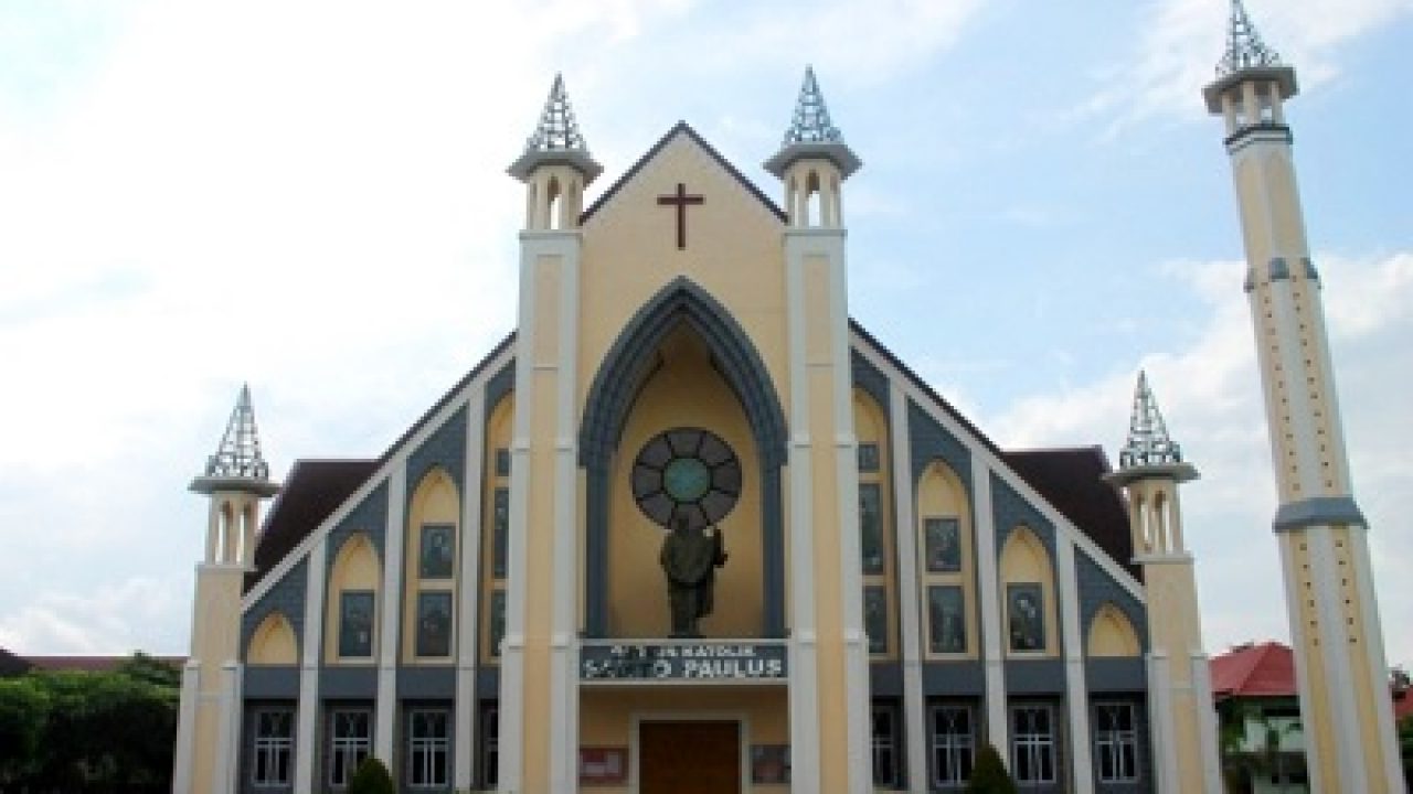 Detail Gambar Gereja Kristen Katolik Nomer 3