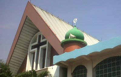 Detail Gambar Gereja Kristen Masjid Nomer 22