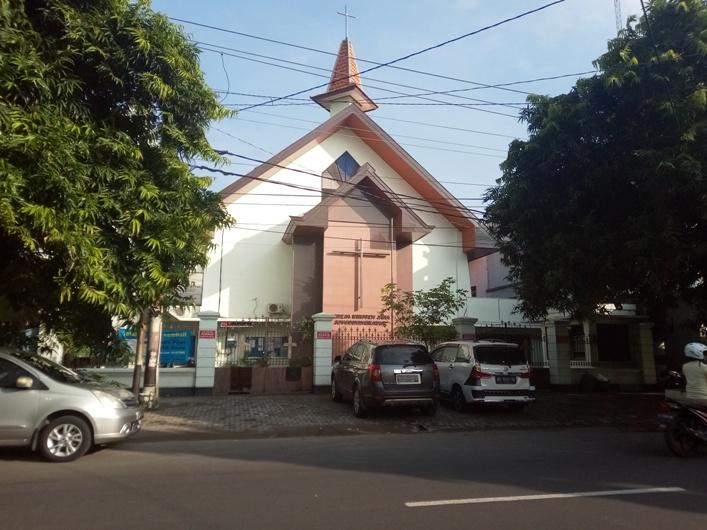 Detail Gambar Gereja Kristen Masjid Agung Semarang Nomer 3
