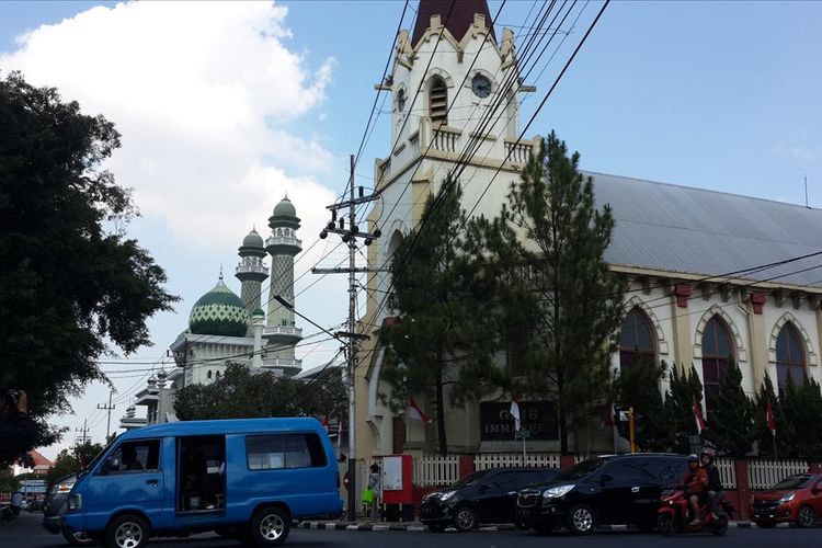 Detail Gambar Gereja Kristen Masjid Agung Semarang Nomer 37