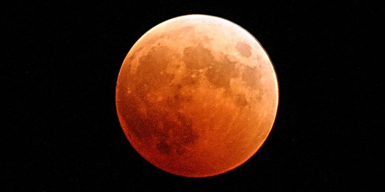 Detail Gambar Gerhana Bulan Merah Nomer 13