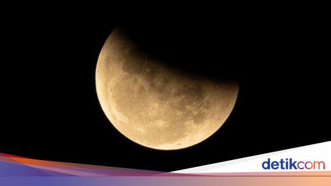 Detail Gambar Gerhana Bulan Sebagian Nomer 37