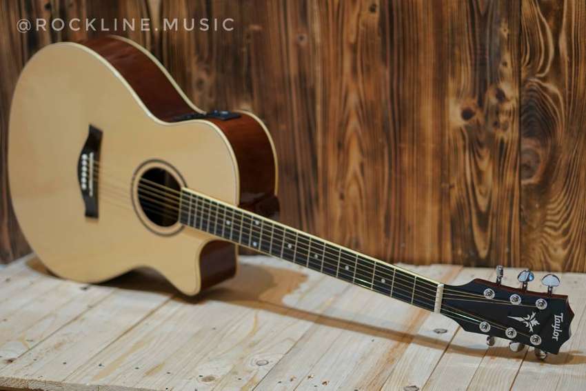 Detail Gambar Gitar Acoustic Nomer 11