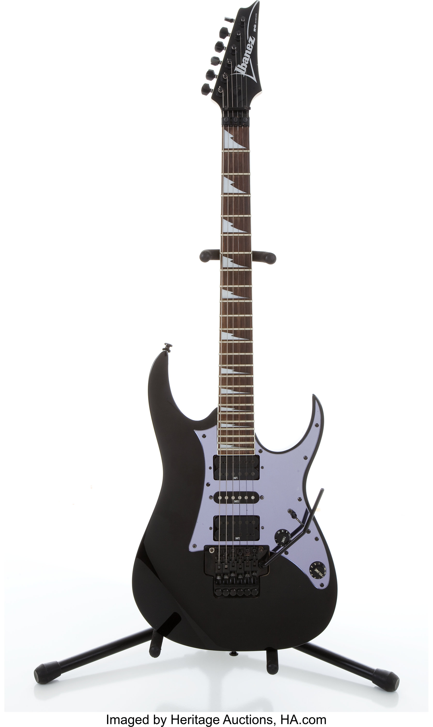 Detail Gambar Gitar Ibanez Black Nomer 39