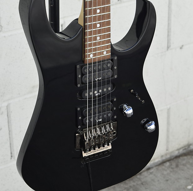 Detail Gambar Gitar Ibanez Black Nomer 52