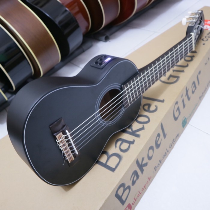 Detail Gambar Gitar Kecil Nomer 11