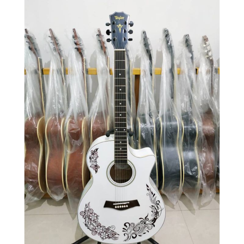 Detail Gambar Gitar Taylor Akustik Nomer 34