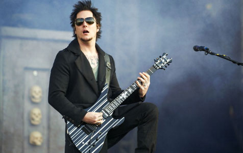 Detail Gambar Gitaris Avenged Sevenfold Nomer 8