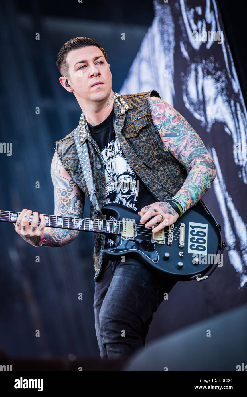 Detail Gambar Gitaris Avenged Sevenfold Siluet Nomer 13