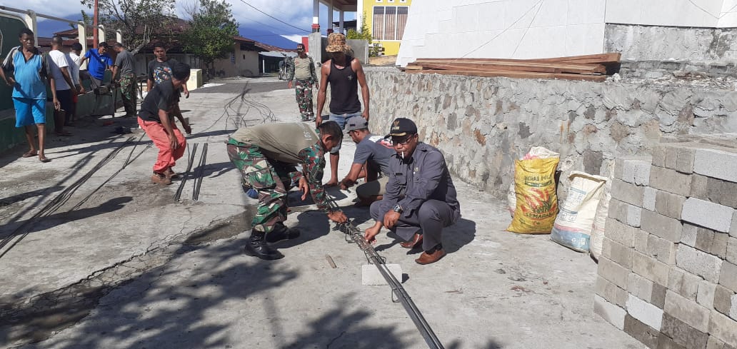 Detail Gambar Gotong Royong Gambar Jalan Batako Dari Hasil Gotong Royong Nomer 28