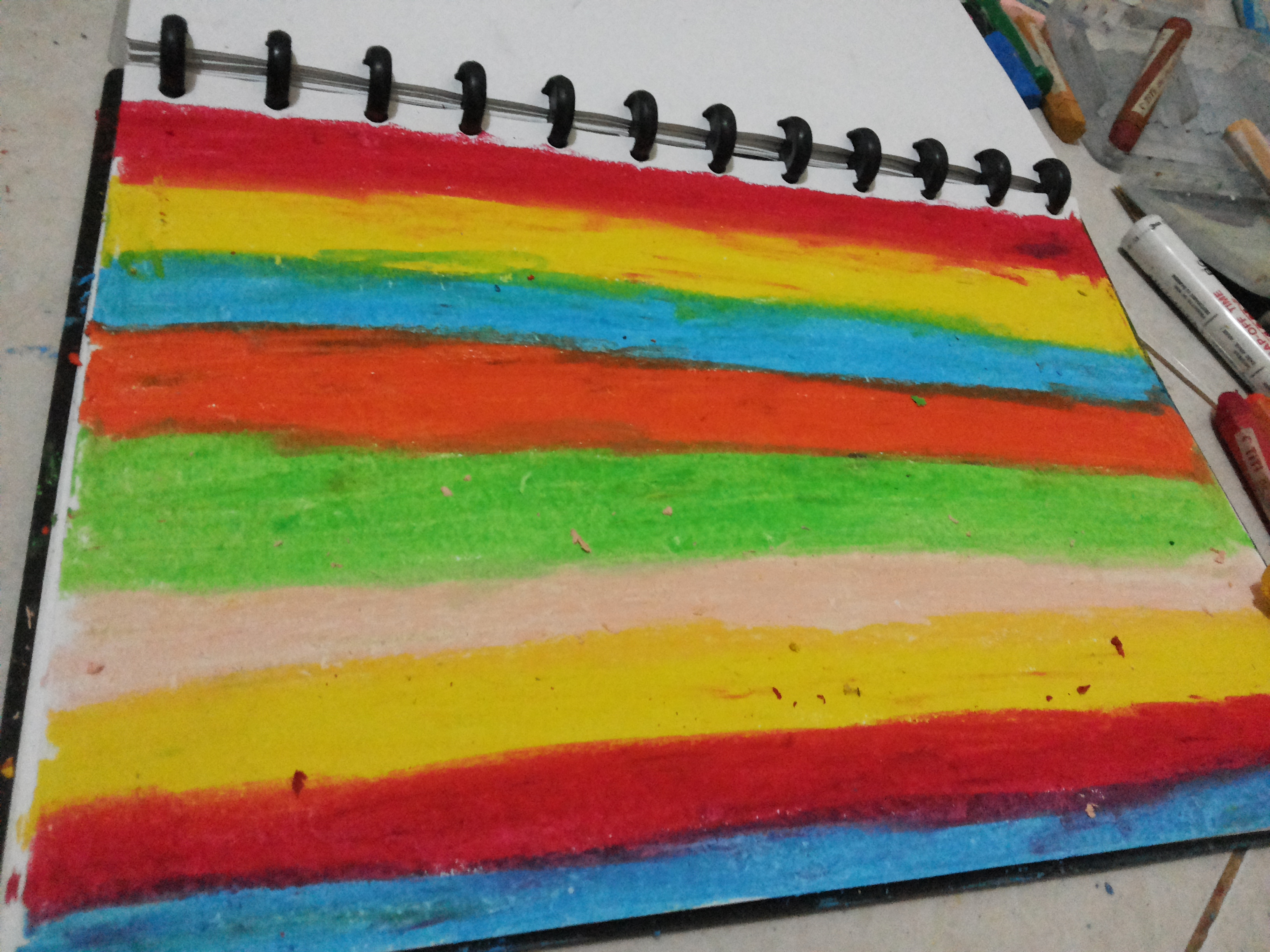 Detail Gambar Gradasi Warna Crayon Nomer 45
