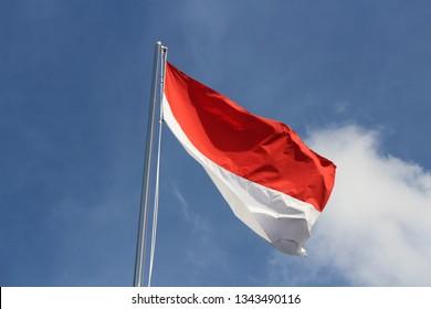 Detail Gambar Grafik Tiang 3 Bendera Nomer 9