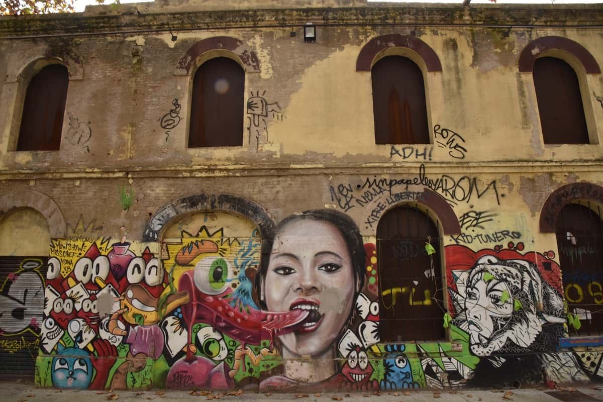 Detail Gambar Grafiti Barcelona Nomer 12