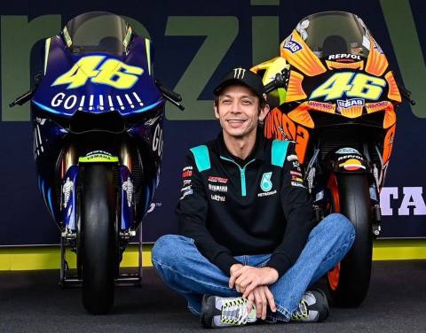 Detail Gambar2 Valentino Rossi Nomer 18