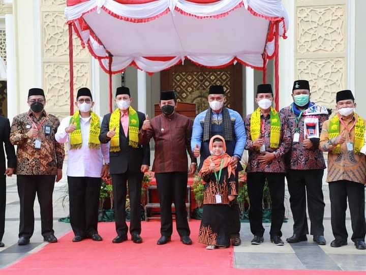 Detail Gambaran Umum Kota Padang Nomer 34