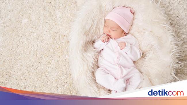 Detail Contoh Foto Bayi Baru Lahir Nomer 7