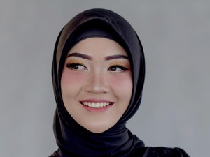 Detail Contoh Foto Ijazah Berjilbab Nomer 8