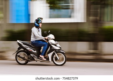 Detail Contoh Foto Panning Nomer 32