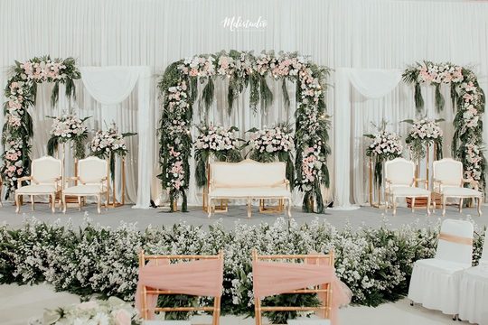 Detail Contoh Foto Pengantin Di Pelaminan Nomer 46