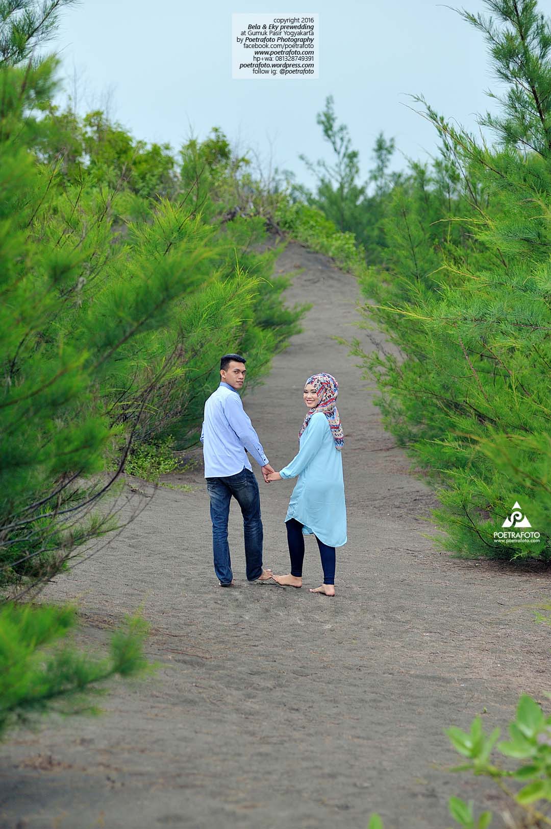 Detail Contoh Foto Prewedding Hijab Nomer 28